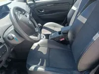 Usado Renault Scénic III Dynamique 110 CV (80 kW) 2012 Gris / plata Monovolumen