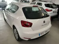 Usado Seat Ibiza Style 75 CV (55 kW) 2017 Blanco Utilitario
