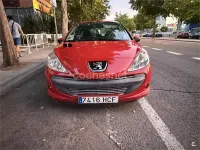 Usado Peugeot 206+ 70 CV (51 kW) 2011 Rojo Utilitario