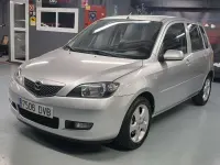 Usado Mazda 2 Active 68 CV (50 kW) 2006 Gris / plata Utilitario