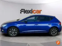Usado Seat Leon ST Style 131 CV (96 kW) 2019 Azul Familiar