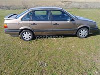 Usado VW Passat 90 CV (66 kW) 1988 Marrón Berlina