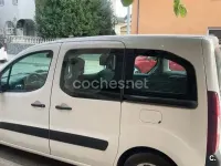 Usado Peugeot Partner Tepee 75 CV (55 kW) 2016 Blanco Monovolumen