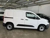 Usado Peugeot Partner S 100 CV (73 kW) 2021 Blanco Monovolumen