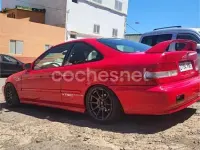 Usado Honda Civic SR 125 CV (91 kW) 2000 Rojo Coupe