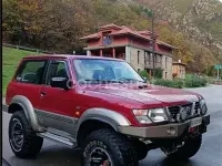 Begagnad Nissan Patrol SE 130 HK (95 kW) 1999 Röd SUV