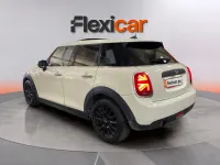 Usado Mini ONE 102 CV (75 kW) 2019 Beige Utilitario