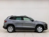 Usado Skoda Karoq Selection 150 CV (110 kW) 2025 Gris SUV