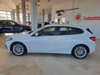 Usado BMW 118 Comfort Edition 136 CV (100 kW) 2022 Blanco Utilitario