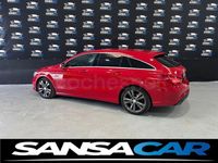 Usado Mercedes CLA200 Shooting Brake Urban 156 CV (114 kW) 2016 Rojo Familiar