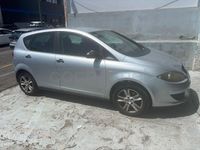 Usado Seat Altea Reference 105 CV (77 kW) 2008 Gris / plata Monovolumen