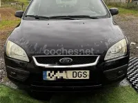Usado Ford Focus Ghia 136 CV (100 kW) 2005 Negro Berlina