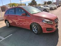Usado Mercedes B180 122 CV (89 kW) 2018 Rojo Monovolumen