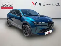 Usado Alfa Romeo Junior 136 CV (100 kW) 2025 Azul SUV