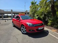 Usado Opel Astra GTC Sport 105 CV (77 kW) 2006 Rojo Berlina