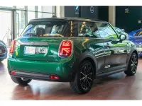 Usado Mini Cooper SE 135 kW (184 CV) 2021 Verde Utilitario