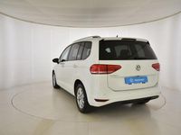 Usado VW Touran Advance 115 CV (84 kW) 2020 Blanco Monovolumen
