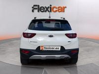 Usado Kia Stonic 110 CV (80 kW) 2018 Blanco SUV