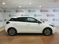 Usado Hyundai i20 84 CV (61 kW) 2020 Blanco