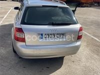 Usado Audi A4 130 CV (95 kW) 2004 Gris / plata Familiar