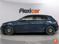 Usado Mercedes A180 116 CV (85 kW) 2022 Azul Berlina
