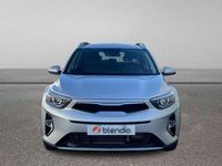 Usado Kia Stonic 101 CV (74 kW) 2024 Plateado SUV