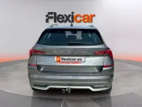 Usado Skoda Kamiq Sport 110 CV (80 kW) 2022 Gris SUV