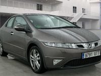 Usado Honda Civic Luxury 140 CV (102 kW) 2010 Gris / plata Berlina