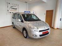 Usado Peugeot Partner Tepee Active 92 CV (67 kW) 2015 Gris / plata Monovolumen