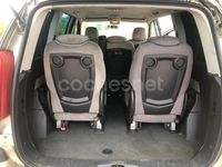 Usado Peugeot 807 130 CV (95 kW) 2005 Beige Monovolumen