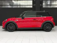 Usado Mini ONE 102 CV (75 kW) 2021 Rojo Utilitario
