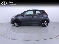 Usado Toyota Aygo X-play 72 CV (52 kW) 2021 Gris Utilitario