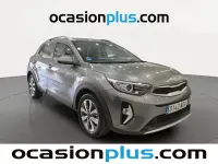 Usado Kia Stonic 101 CV (74 kW) 2025 Gris SUV