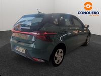 Usado Hyundai i20 101 CV (74 kW) 2022 Verde Berlina