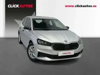 Usado Skoda Fabia Essence 95 HP (69 kW) 2025 Prateado Citadino