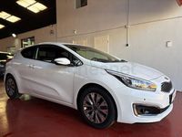 Begagnad Kia Ceed 100 HK (73 kW) 2018 Vit Halvkombi