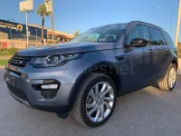 Usado Land Rover Discovery Sport HSE Luxury 150 CV (110 kW) 2018 Gris / plata SUV