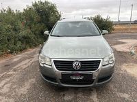 Usado VW Passat Advance 140 CV (102 kW) 2007 Gris / plata Familiar