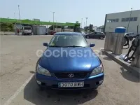 Usado Lexus IS200 Luxury Line 155 CV (114 kW) 2002 Azul Berlina