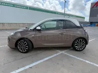 Usado Opel Adam Glam 100 CV (73 kW) 2016 Beige Utilitario