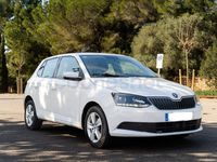 Usado Skoda Fabia Active 60 CV (44 kW) 2018 Blanco Berlina