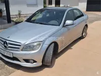 Usado Mercedes C220 Avantgarde 150 CV (110 kW) 2007 Gris / plata Berlina