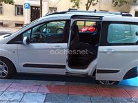 Usado Ford Tourneo Courier Trend 100 CV (73 kW) 2019 Blanco Monovolumen