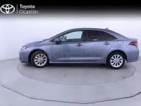 Usado Toyota Corolla Active 122 CV (89 kW) 2021 Gris / plata Berlina