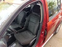 Usado Dacia Sandero Stepway 87 HP (63 kW) 2009 Vermelho Sedan