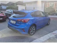 Usado Ford Focus ST-Line 125 CV (91 kW) 2024 Azul desert island (metalizado) Berlina