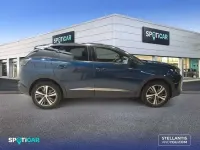 Usado Peugeot 3008 Allure 136 CV (100 kW) 2024 Azul SUV