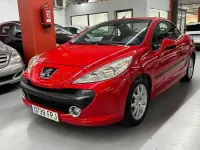 Usado Peugeot 207 CC 120 CV (88 kW) 2007 Rojo Descapotable