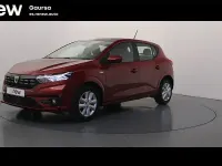 Usado Dacia Sandero Comfort 101 HP (74 kW) 2022 Vermelho Sedan