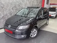 Usado VW Touran Sport 140 CV (102 kW) 2012 Negro Monovolumen
